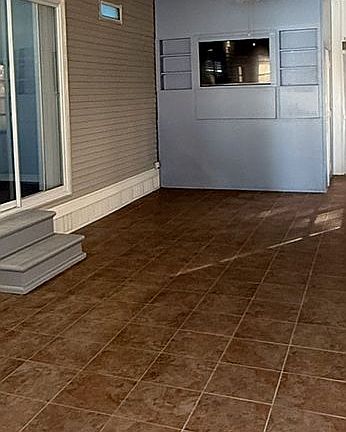 5th image of 3701 Baynard Dr #E-2