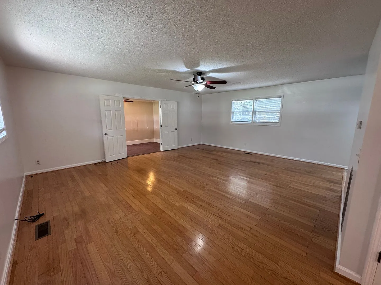 3 bedroom 1 bath house in Calloway County — Photo 3