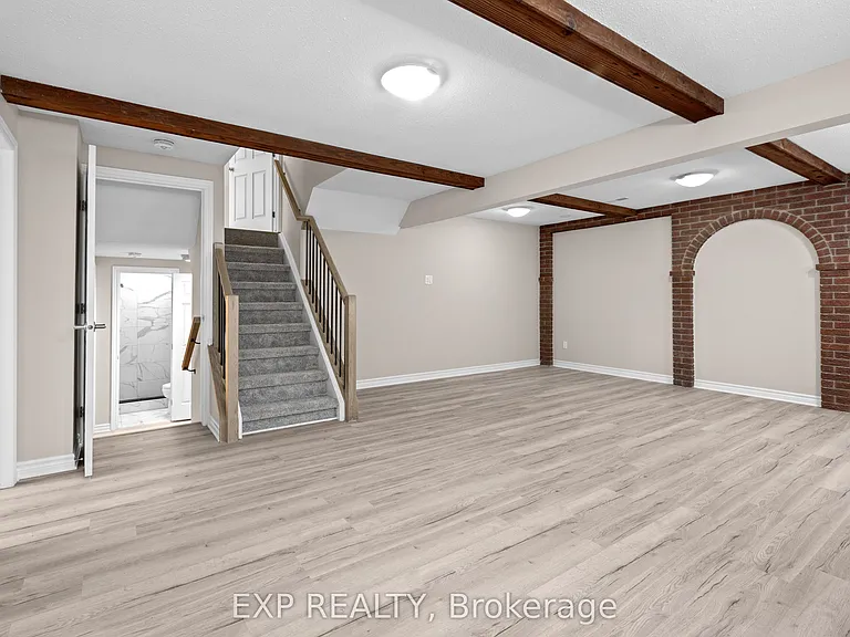 869 Maryland Ave — Photo 30