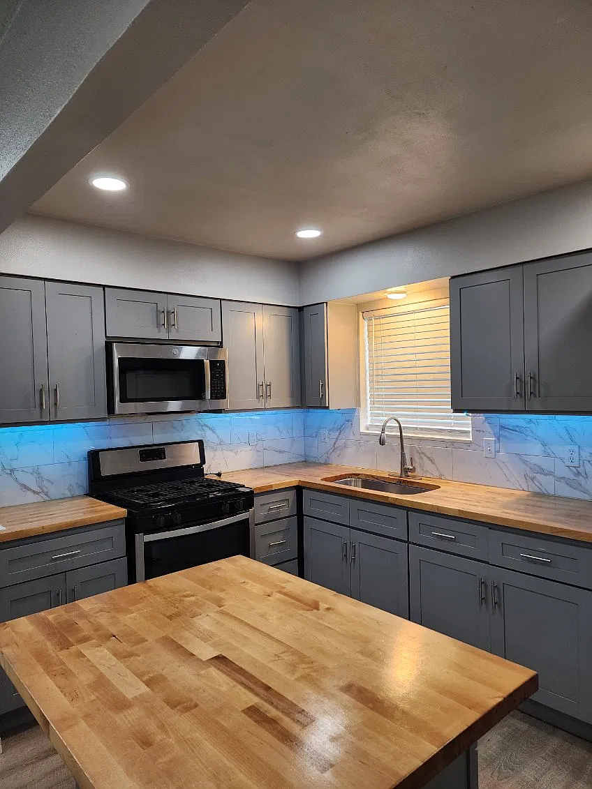 3 bed, 1474 sqft, $2,300 — Photo 1