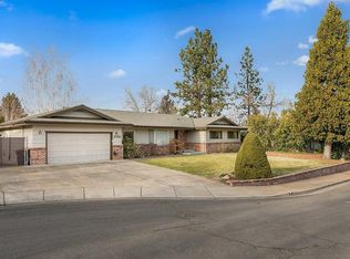 2759 Jessica Cir, Medford, OR 97504