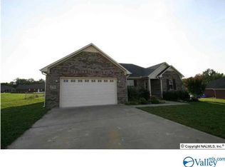 27797 Gretta Cir, Ardmore, AL 35739