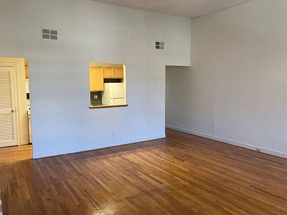 3rd image of 17 W Preston St #15C