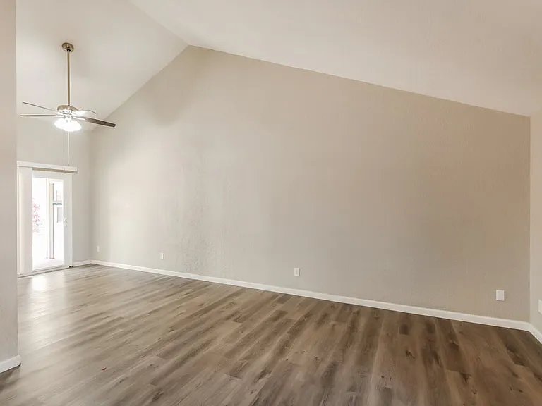 10061 E Domenic Ln — Photo 4