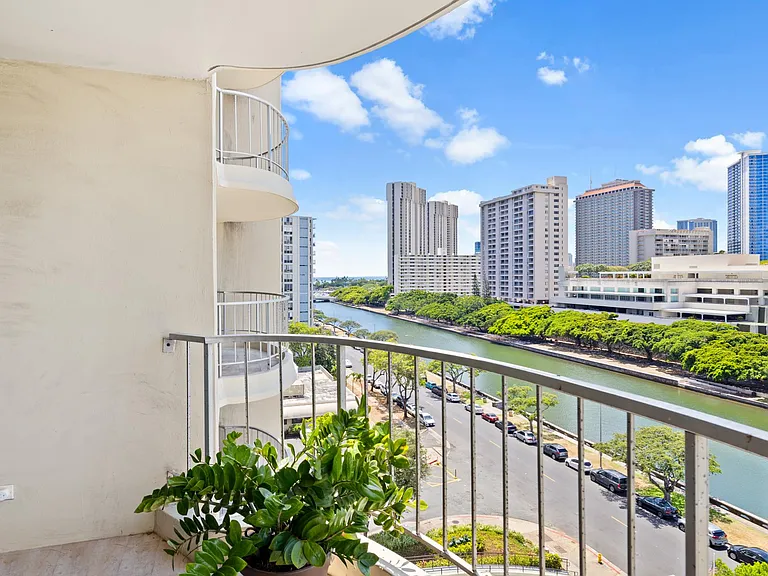 1717 Ala Wai Blvd #1004 — Photo 17