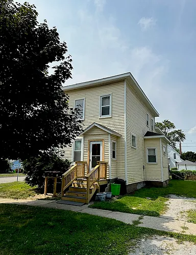 2201 Willow St #2 Photo 1