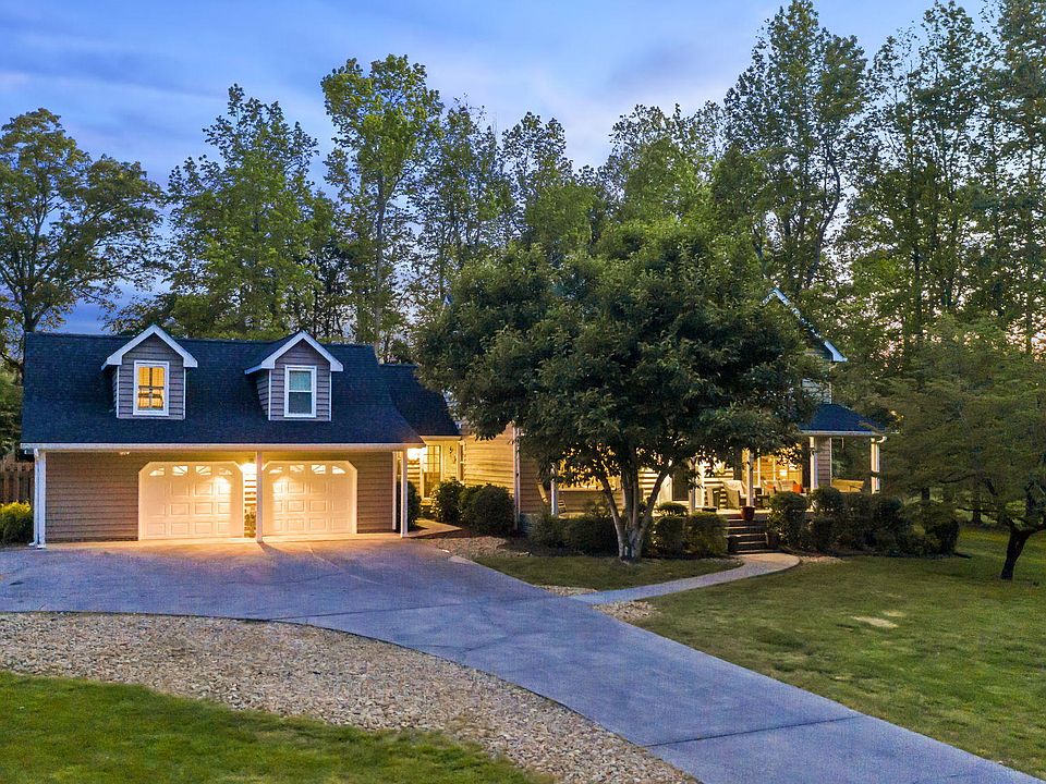 1st image of 3421 Ramblewood Cir NW #23