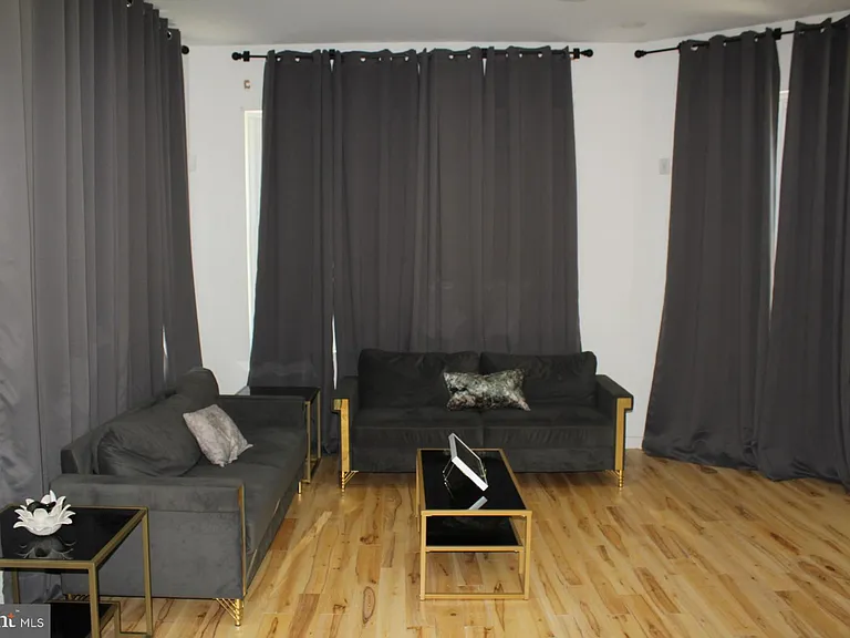 3017 Ridge Ave #A — Photo 7