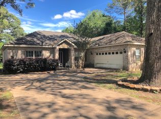 311 Gil Ava St, Crestview, FL 32536