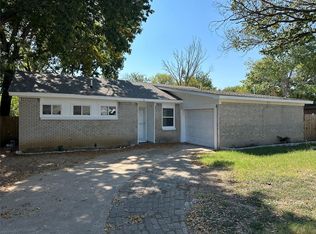 4612 Emerson St, Fort Worth, TX 76119