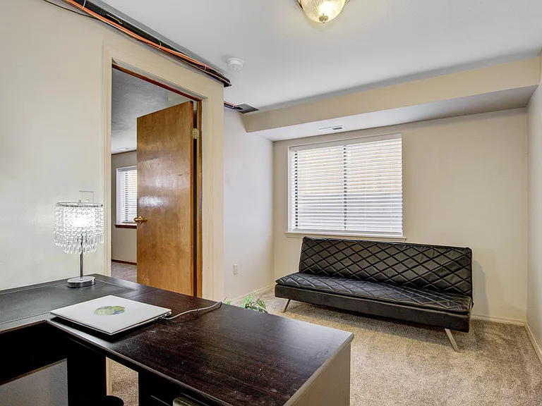 6526 Sproul Ln — Photo 26