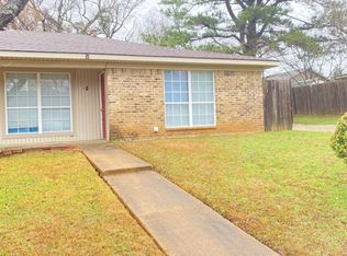 1003A W Cheryl St #A, Longview, TX 75604