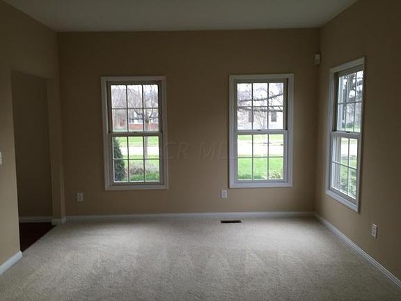 2nd image of 1330 Lindenwald Dr
