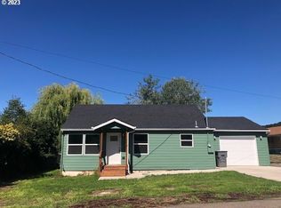 726 NE Center St, Sheridan, OR 97378