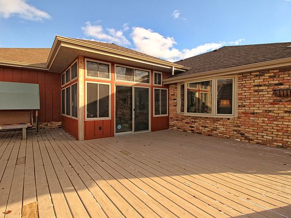 2nd image of 6318 Sara Ann Ln