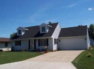 965 Melody Ln, Napoleon, OH 43545