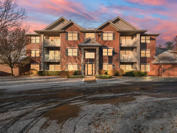 10340 White Oak Ln Unit 1-B, Munster, IN 46321