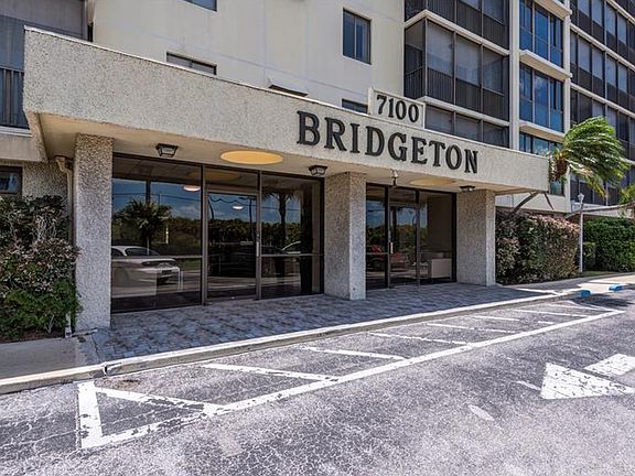 2nd image of 7100 Sunshine Skyway Ln S APT 808