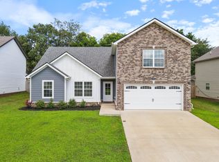 755 Lillian Grace Dr, Clarksville, TN 37043