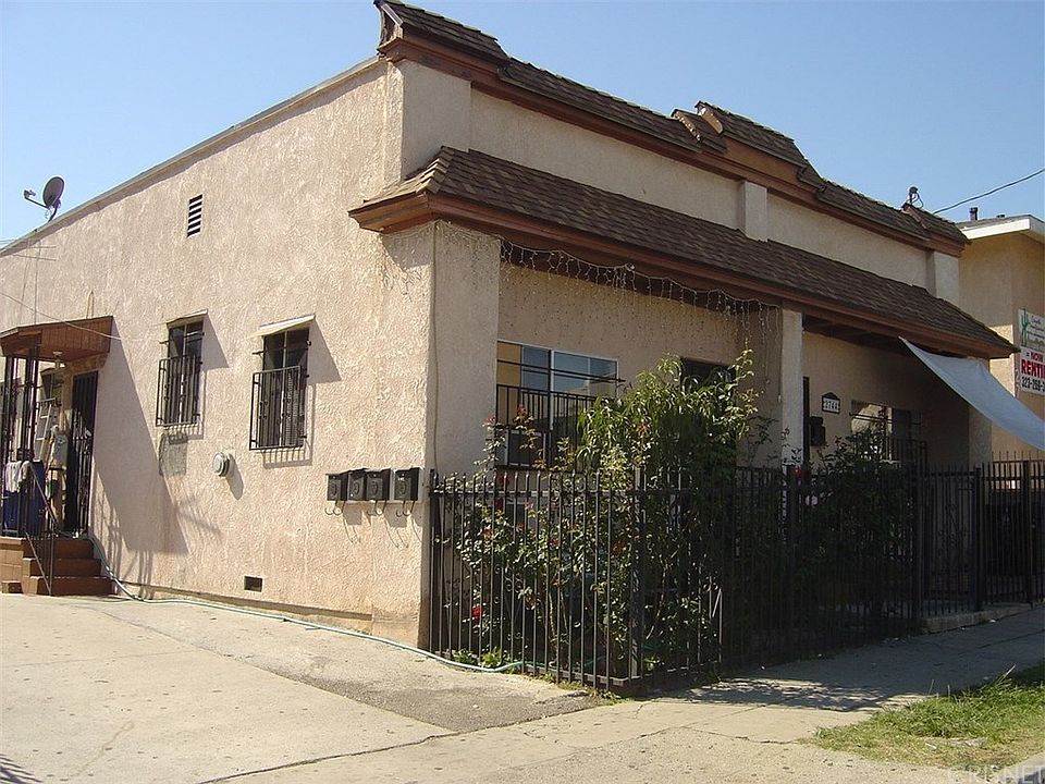 1st image of 2744 Lanfranco St