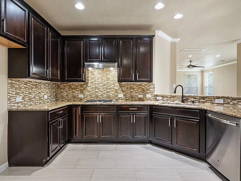 7324 Bandera Ranch Trl #B — Photo 26