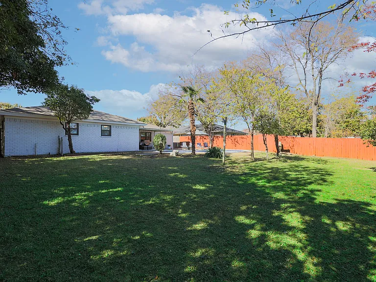 804 Ridgefield Dr — Photo 36