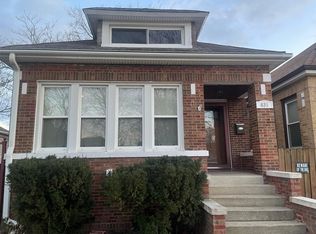 631 E 88th St, Chicago, IL 60619