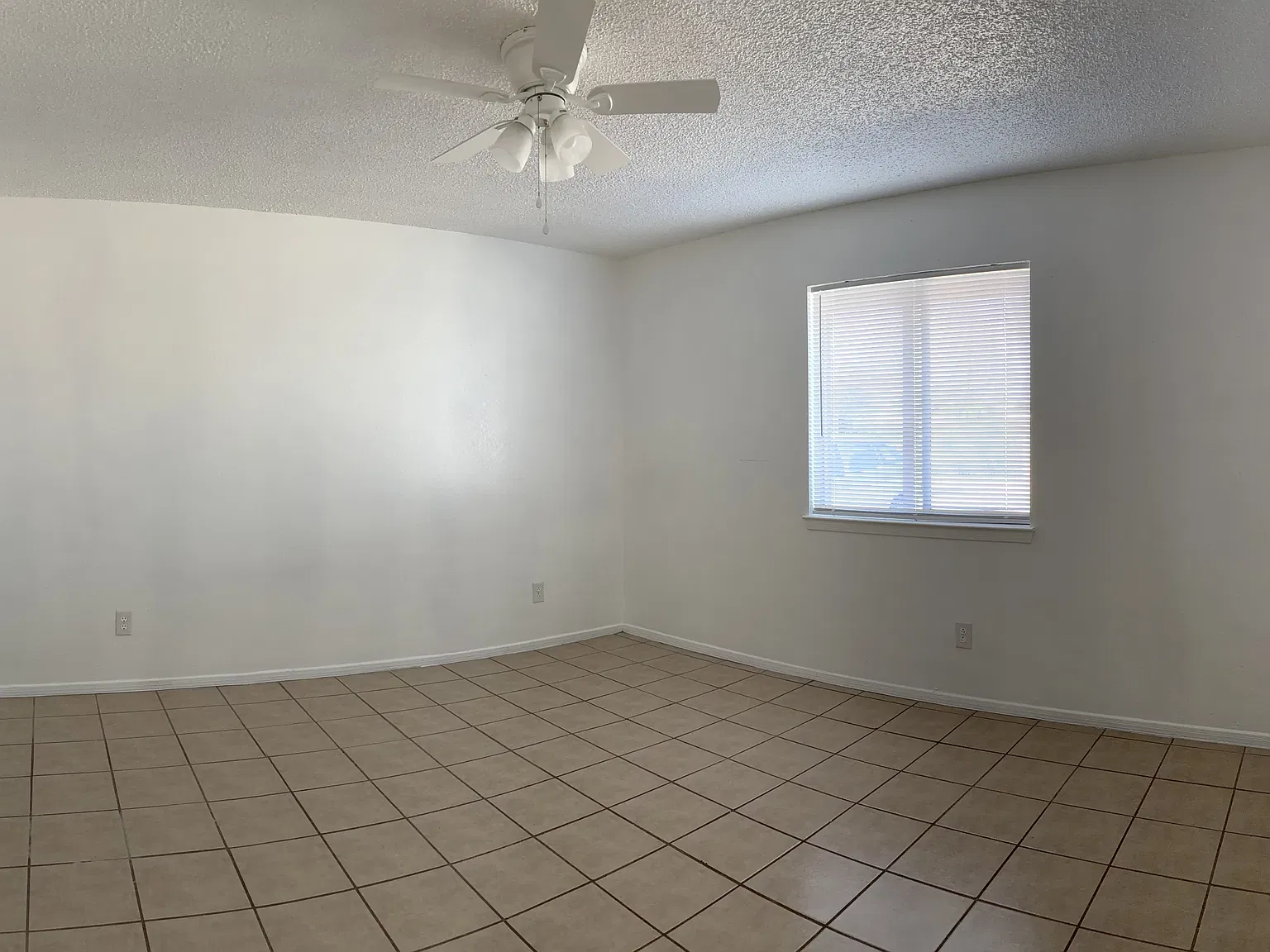 4834 Hercules Avenue Apartment 5 - 5 — Photo 4