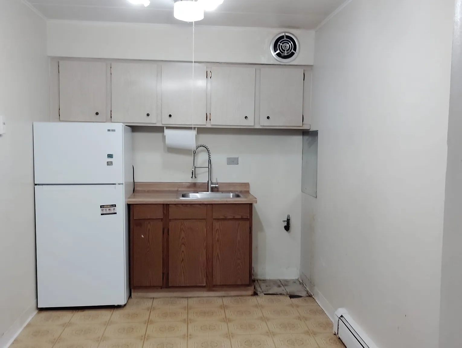 1 bed, $1,100 — Photo 1