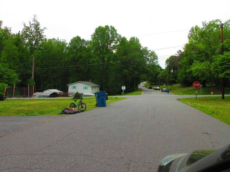 2nd image of 5069 W Piedmont Cir