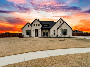 101 Grey Wolf Ct, Godley, TX 76044