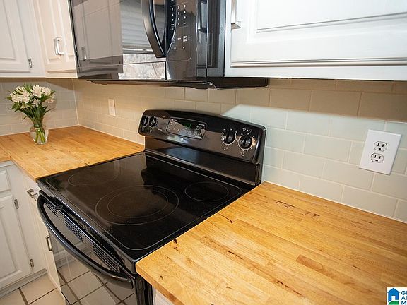 5th image of 3432 Wisterwood Ln