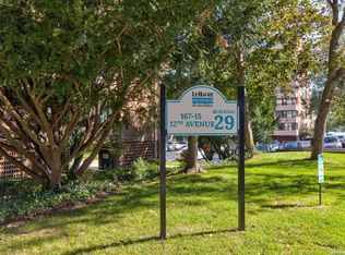 16715 12th Ave, Whitestone, NY 11357