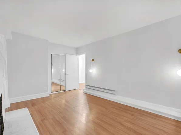 133 East 35th Street image 8 of 11