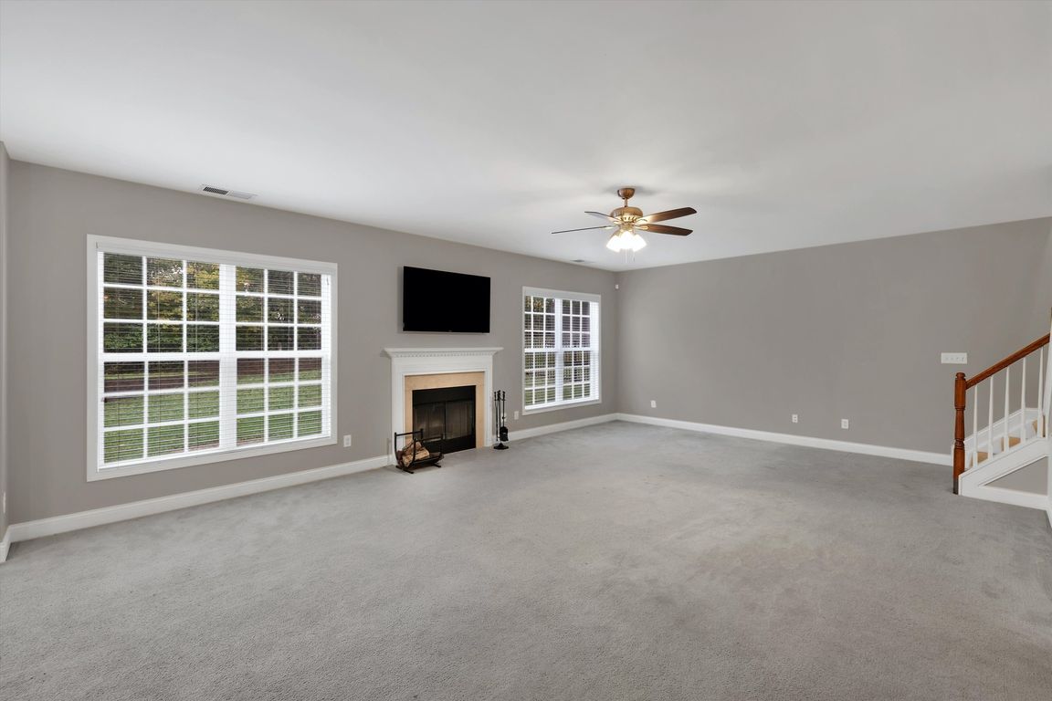 next background image