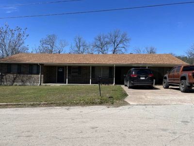 809 N Travis St, Comanche, TX, 76442