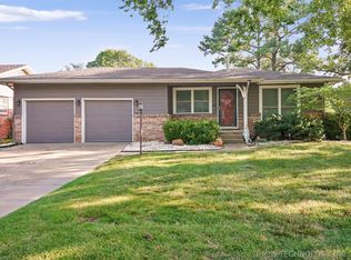 1653 E 55th Pl, Tulsa, OK 74105