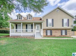 152 Winterhaven Dr, Alabaster, AL 35007