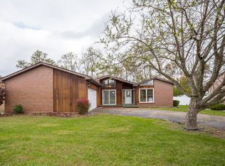 186 Tera Mnr, Wintersville, OH 43953