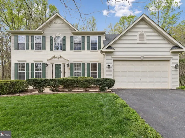38 Walt Whitman Blvd, Stafford, VA 22556