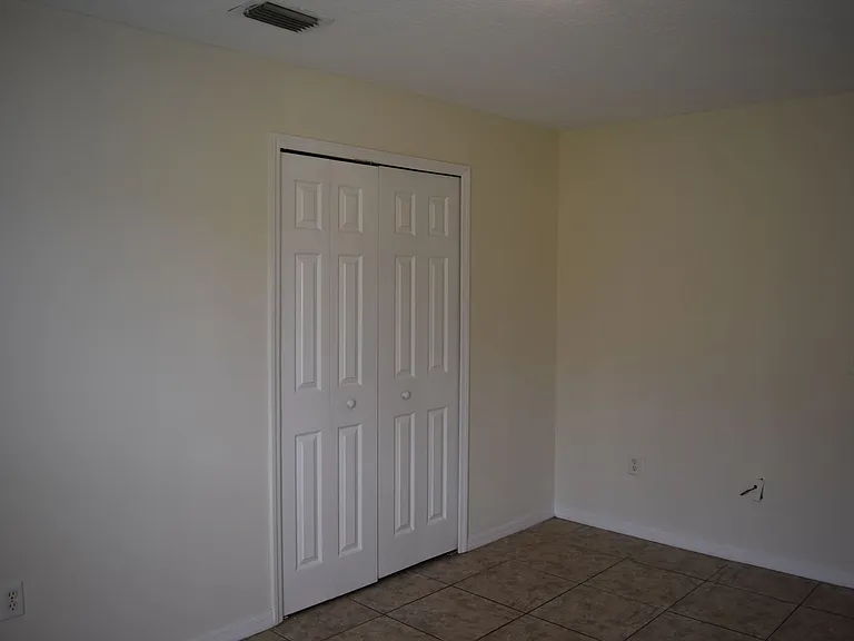 334 Bordeaux Ave NE — Photo 20
