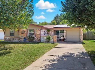 2604 Burning Tree Ln, Irving, TX 75062