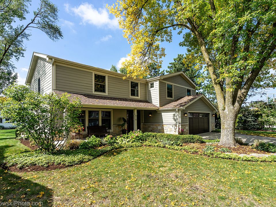 810 Oakwood Dr, Westmont, IL 60559 Zillow
