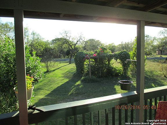 4th image of 1001 COUNTY ROAD 4511