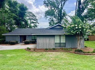 2121 Gornto Rd, Valdosta, GA 31602