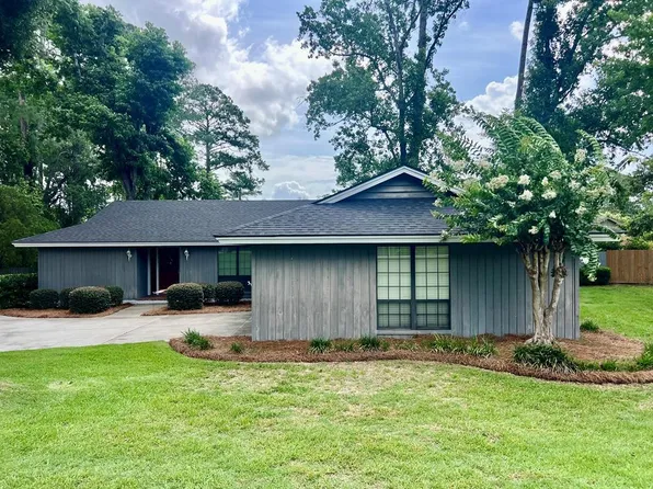 2121 Gornto Rd, Valdosta, GA 31602