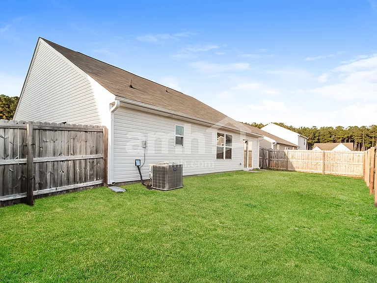 1208 Dogwood Neck Dr — Photo 16