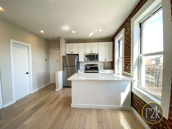 5th image of 23-92 32nd St #4F