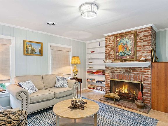 2nd image of 620 Demere Way