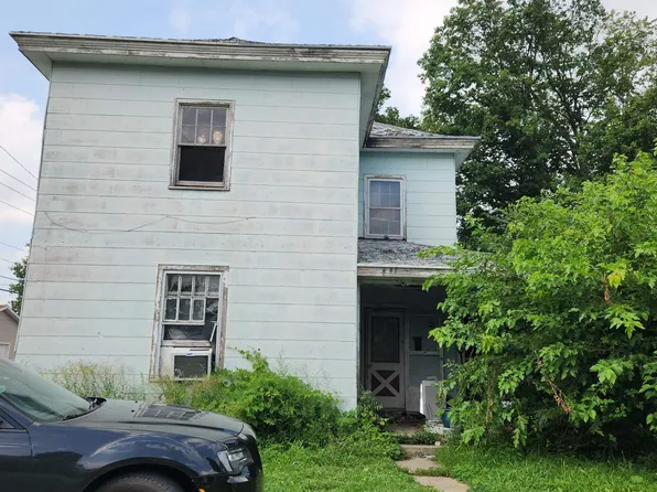 1110 W 4th St, Marion, IN 46952